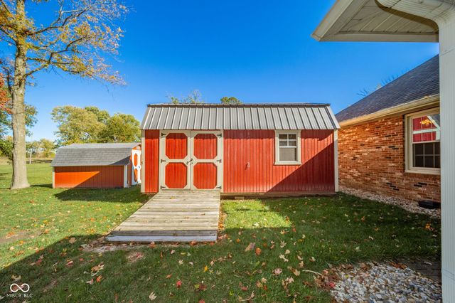 2712 Little John Street, Anderson, IN 46013