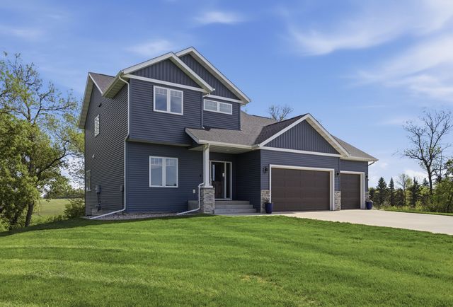 544 Leonard Street, Hawley, MN 56549