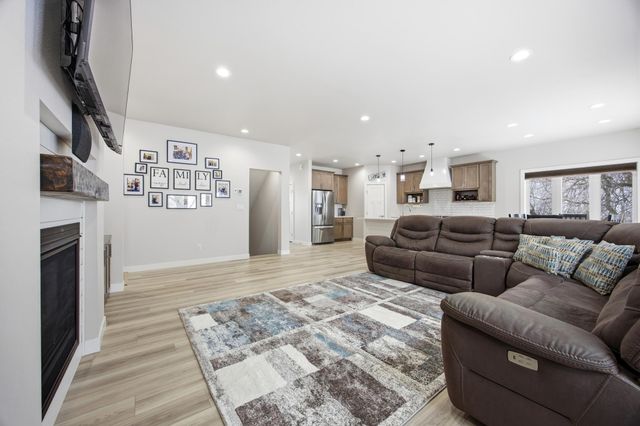 544 Leonard Street, Hawley, MN 56549