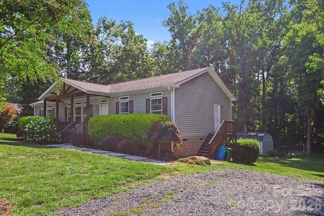 806 New Castle Court, Albemarle, NC 28001