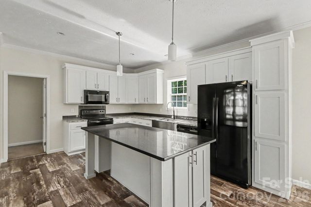 806 New Castle Court, Albemarle, NC 28001