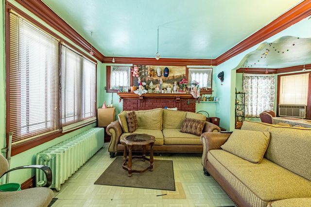 1820 Jenkinson Court, Waukegan, IL 60085