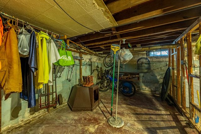 1820 Jenkinson Court, Waukegan, IL 60085