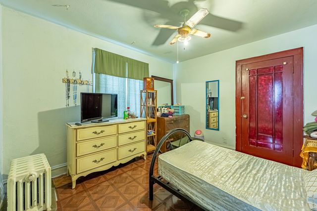 1820 Jenkinson Court, Waukegan, IL 60085