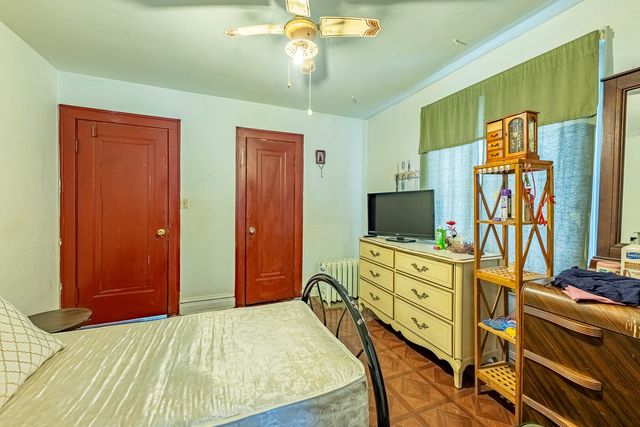 1820 Jenkinson Court, Waukegan, IL 60085