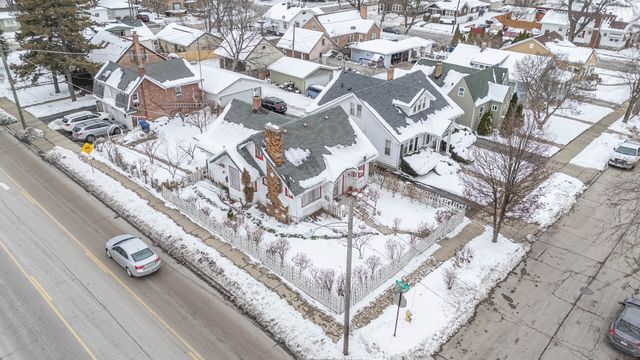 1820 Jenkinson Court, Waukegan, IL 60085