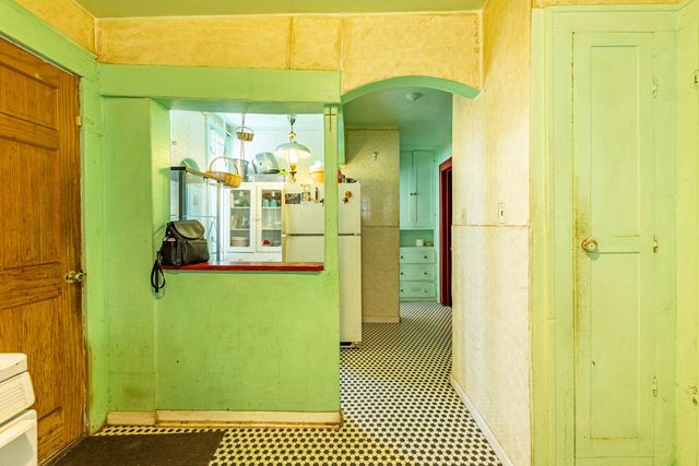 1820 Jenkinson Court, Waukegan, IL 60085