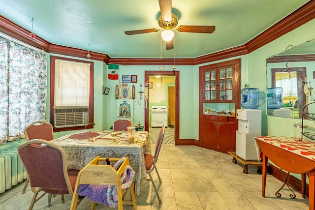 1820 Jenkinson Court, Waukegan, IL 60085