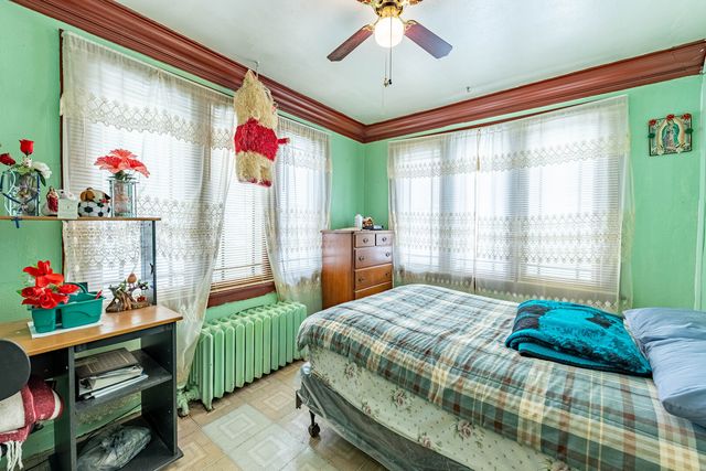 1820 Jenkinson Court, Waukegan, IL 60085