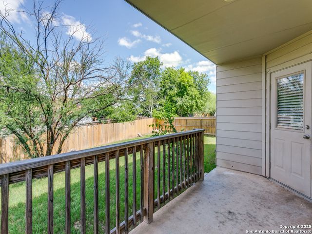 5723 Soothing Water, San Antonio, TX 78244