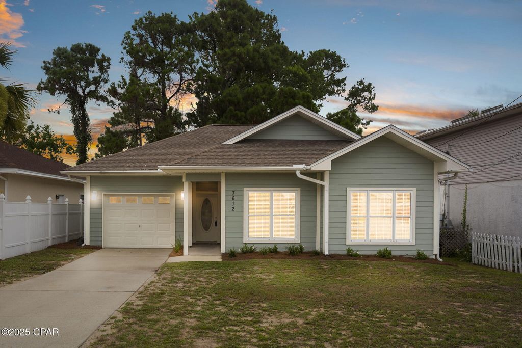 7612 Sunset Avenue, Panama City Beach, FL 32408