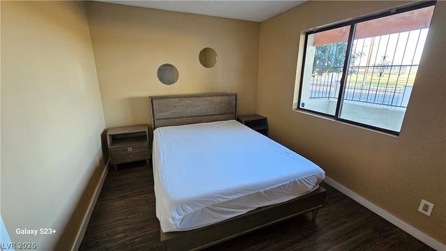 1701 East Katie Avenue 33, Las Vegas, NV 89119