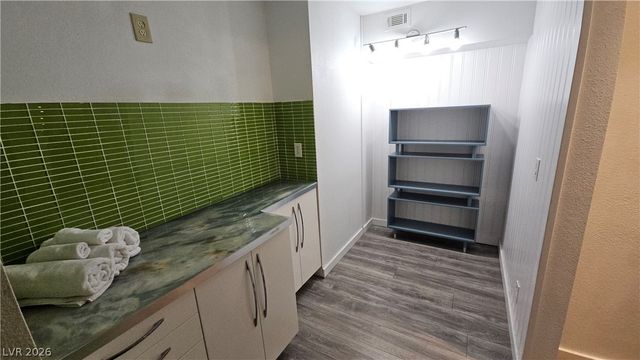 1701 East Katie Avenue 33, Las Vegas, NV 89119