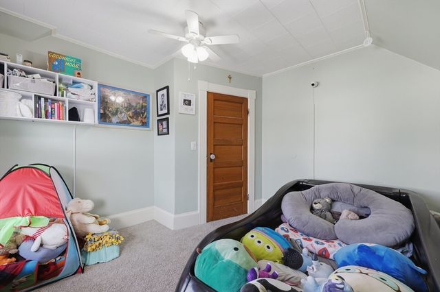 9 Hamilton Street, Clinton, MA 01510