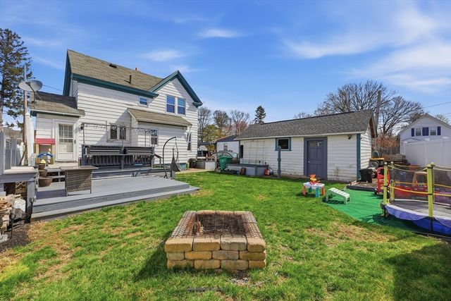 9 Hamilton Street, Clinton, MA 01510