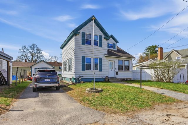 9 Hamilton Street, Clinton, MA 01510