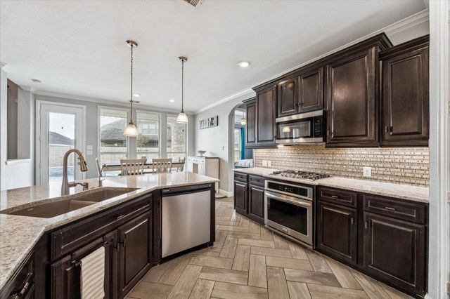 2283 Rising Bay Court, League City, TX 77573