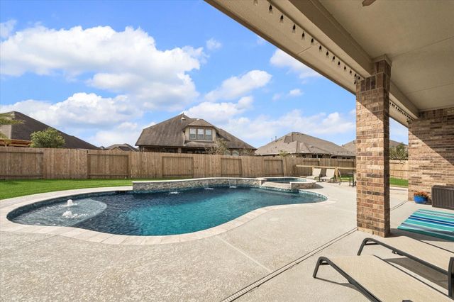 2283 Rising Bay Court, League City, TX 77573