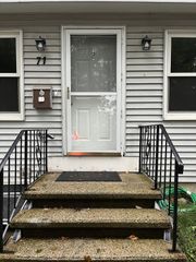71 E St 2, Lowell, MA 01851