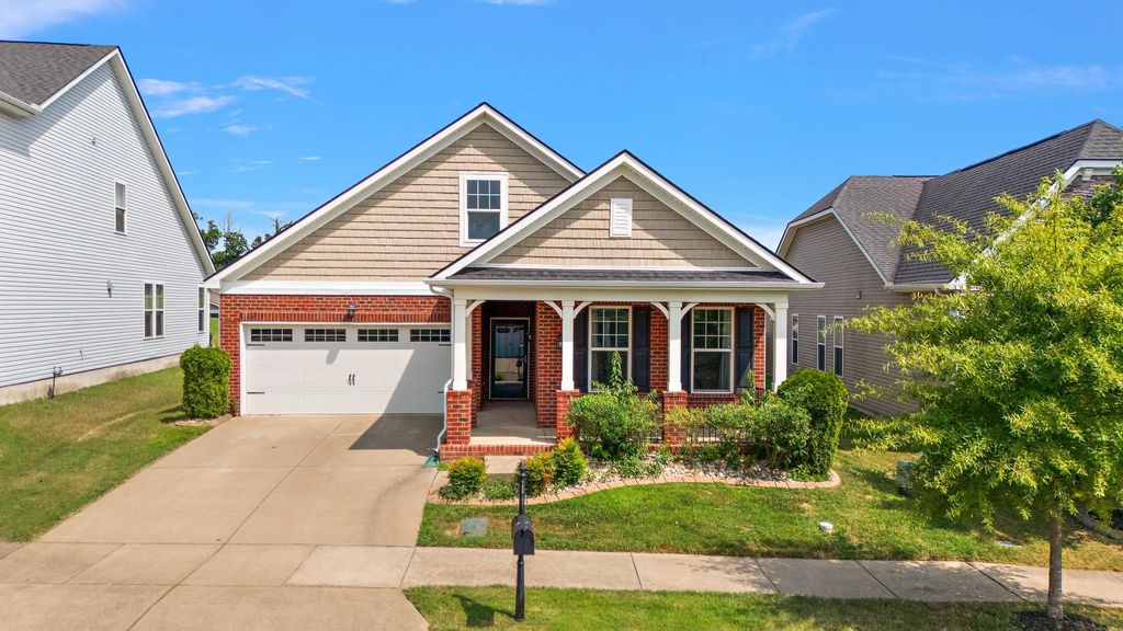 2832 Whitebirch Dr, Hermitage, TN 37076