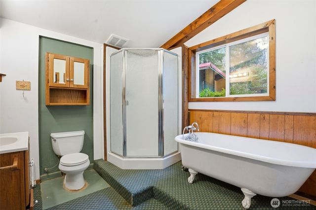 40408 NE Cedar Ridge Road, Amboy, WA 98601