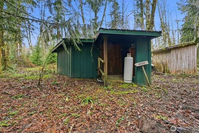 40408 NE Cedar Ridge Road, Amboy, WA 98601