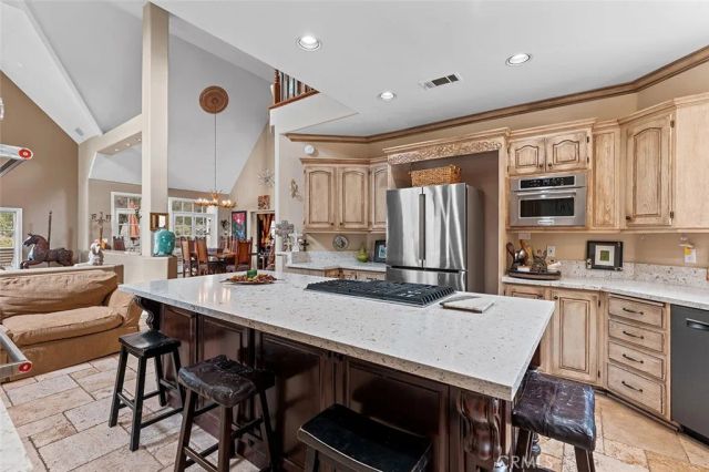 39455 Avenida La Cresta, Murrieta, CA 92562