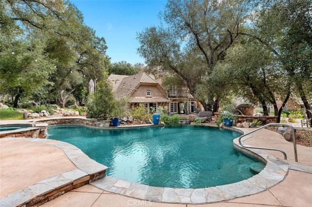 39455 Avenida La Cresta, Murrieta, CA 92562