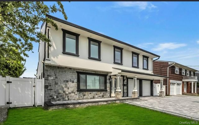 3012 Mandalay Beach Road, Wantagh, NY 11793