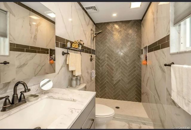 3012 Mandalay Beach Road, Wantagh, NY 11793