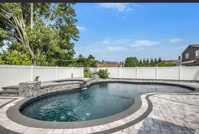 3012 Mandalay Beach Road, Wantagh, NY 11793