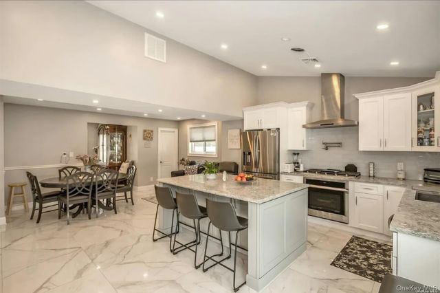 3012 Mandalay Beach Road, Wantagh, NY 11793