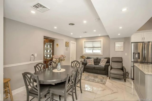 3012 Mandalay Beach Road, Wantagh, NY 11793