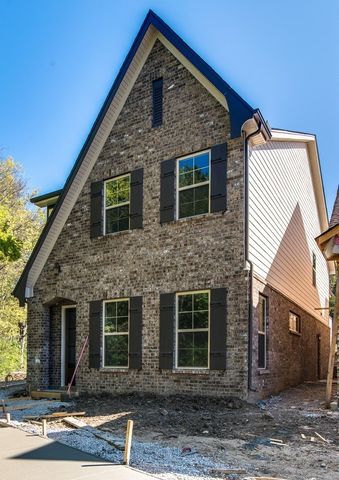 201 Madelaine Way, Kingston Springs, TN 37082