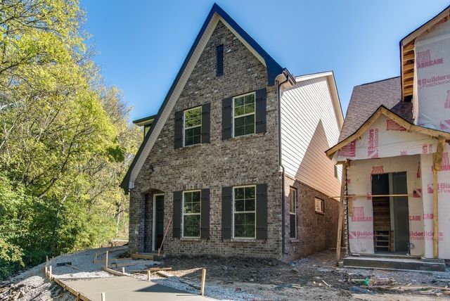 201 Madelaine Way, Kingston Springs, TN 37082