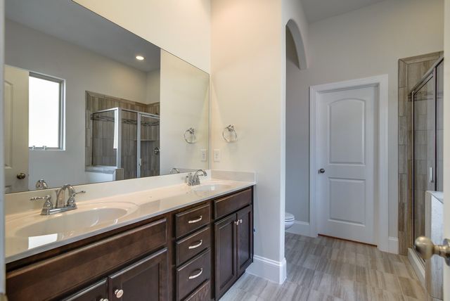 201 Madelaine Way, Kingston Springs, TN 37082