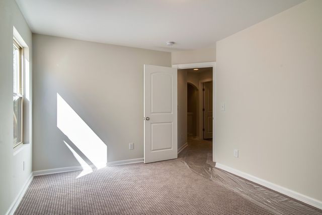 201 Madelaine Way, Kingston Springs, TN 37082