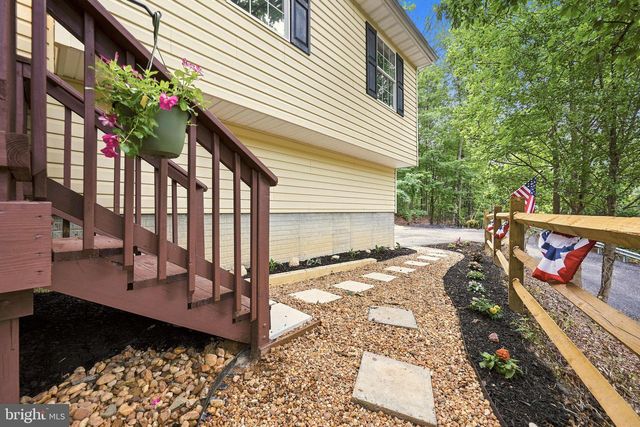 286 OREGON HOLLOW RD, Linden, VA 22642