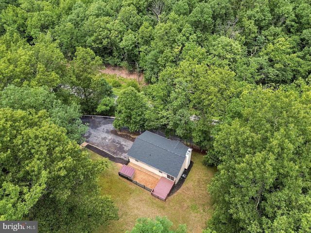 286 OREGON HOLLOW RD, Linden, VA 22642