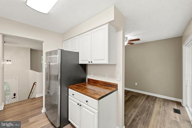 286 OREGON HOLLOW RD, Linden, VA 22642