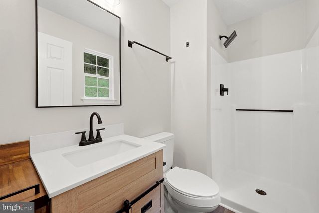 286 OREGON HOLLOW RD, Linden, VA 22642