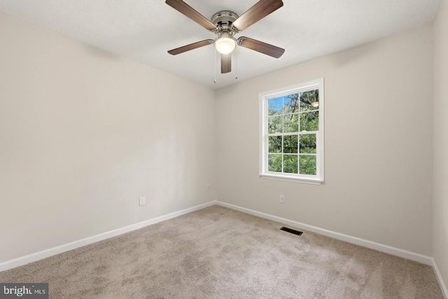 286 OREGON HOLLOW RD, Linden, VA 22642