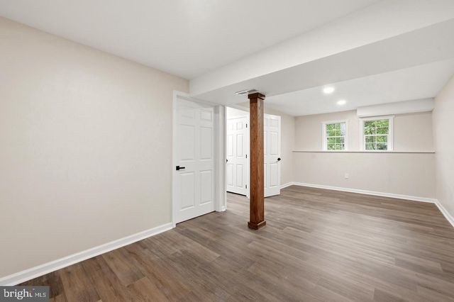 286 OREGON HOLLOW RD, Linden, VA 22642