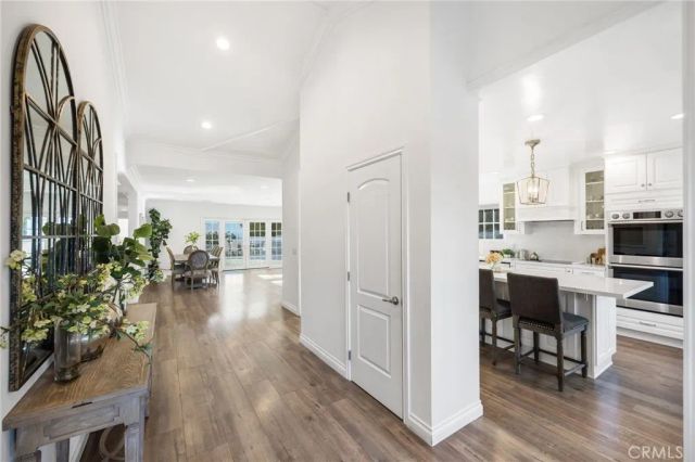 1851 Tamerlane Drive, Glendale, CA 91208