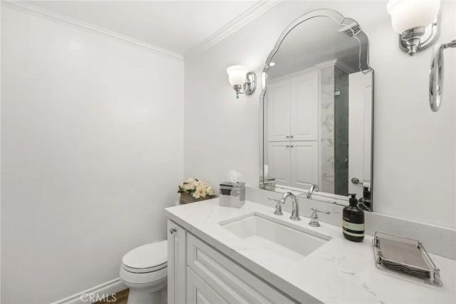 1851 Tamerlane Drive, Glendale, CA 91208