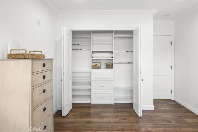 1851 Tamerlane Drive, Glendale, CA 91208