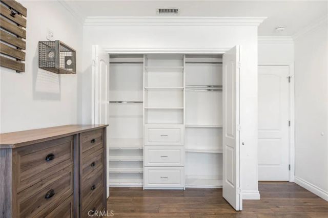 1851 Tamerlane Drive, Glendale, CA 91208