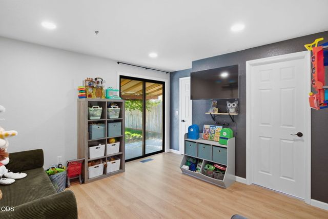 1045 Angler Lane, Grants Pass, OR 97527
