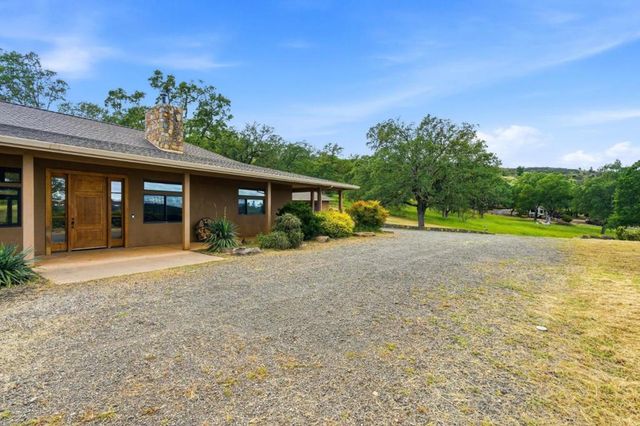 17205 Black Oak Hill Drive, Middletown, CA 95461