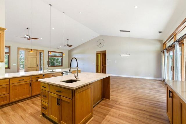 17205 Black Oak Hill Drive, Middletown, CA 95461